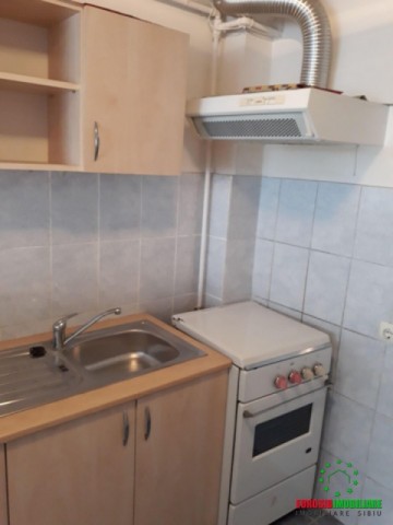 apartament-2-camere-de-vanzare-in-sibiu-zona-v-aaron-1